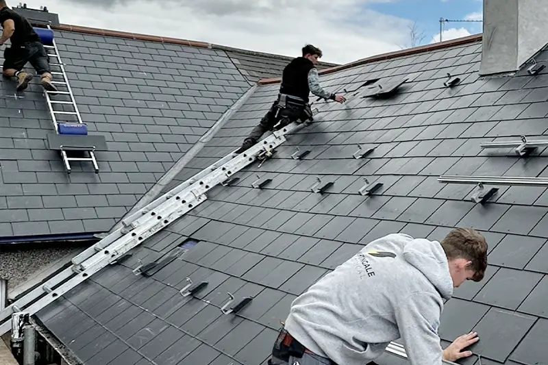 Solar- und Batterieinstallation für Privathaushalte